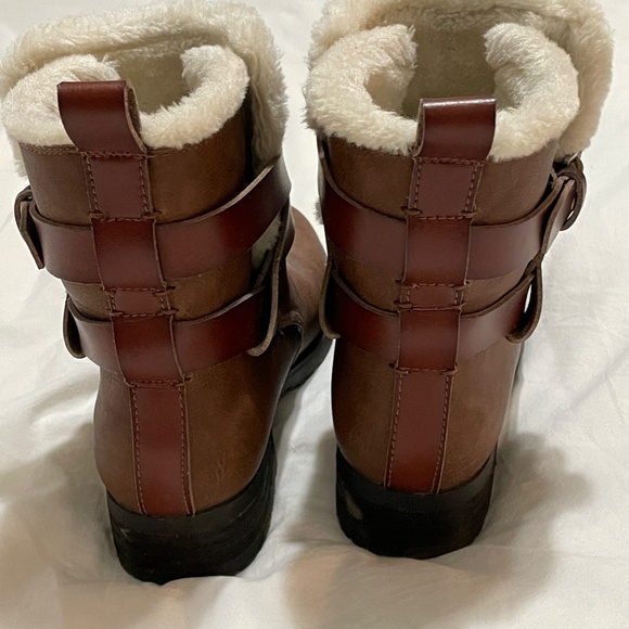 American Eagle Fur Lined Boots Size 9 - Picture 4 of 5